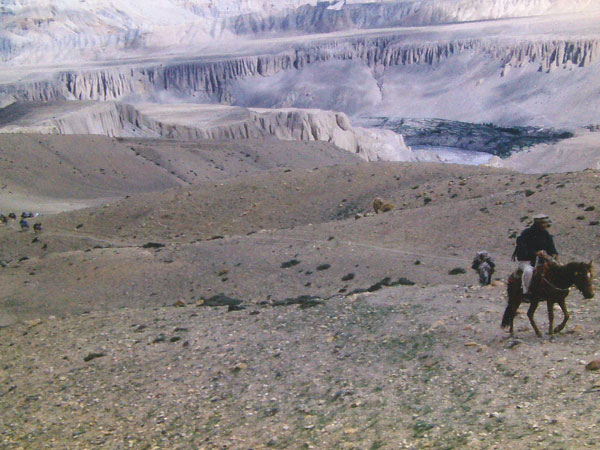 Robert Powell during his expedition in Mustang